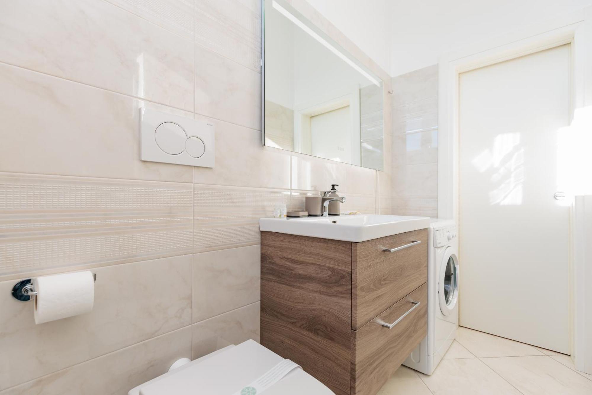 Eleganza E Comfort A Due Passi Da Free Park Appartement
